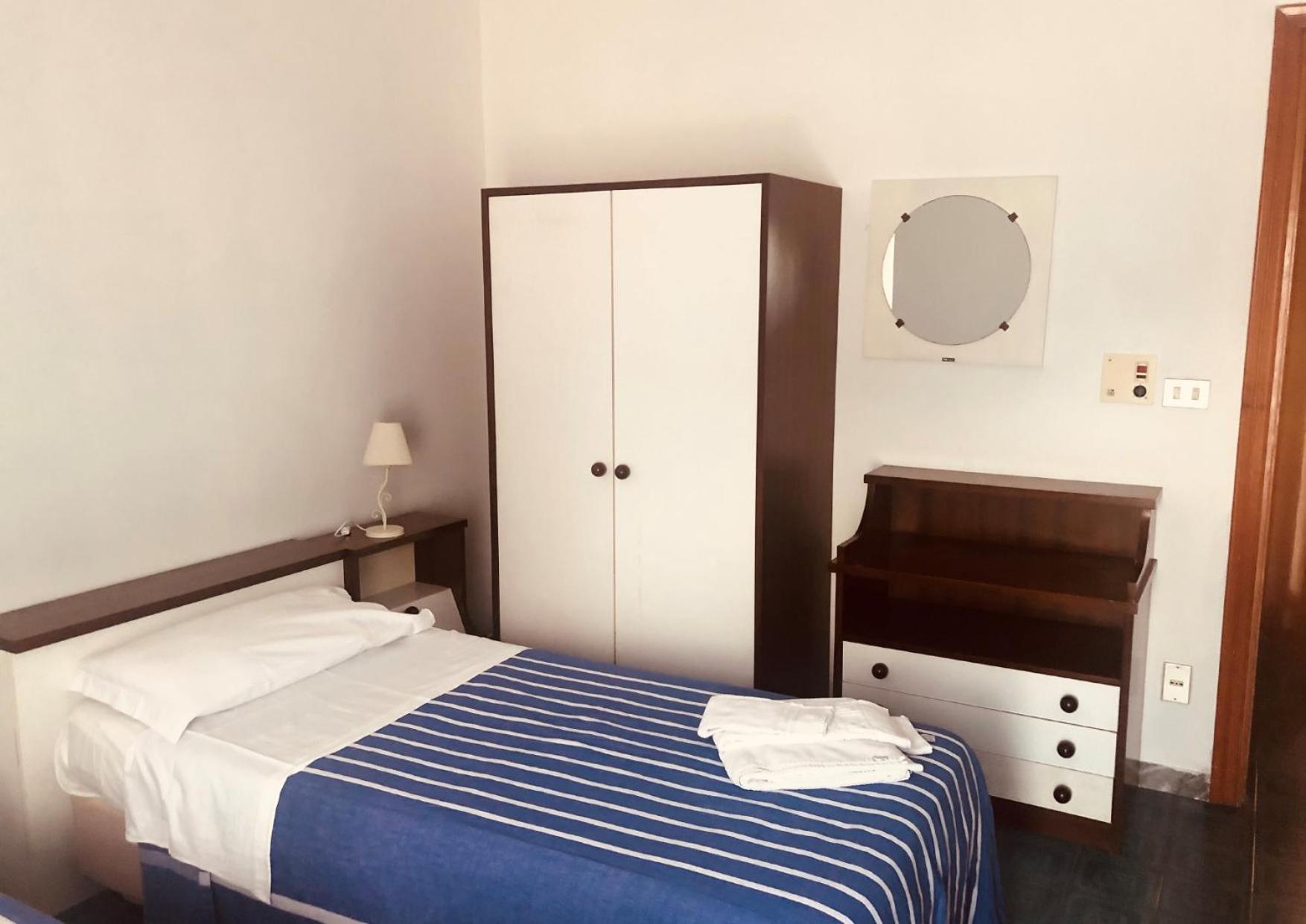 Hotel Mediterraneo Guardia Piemontese Terme Εξωτερικό φωτογραφία