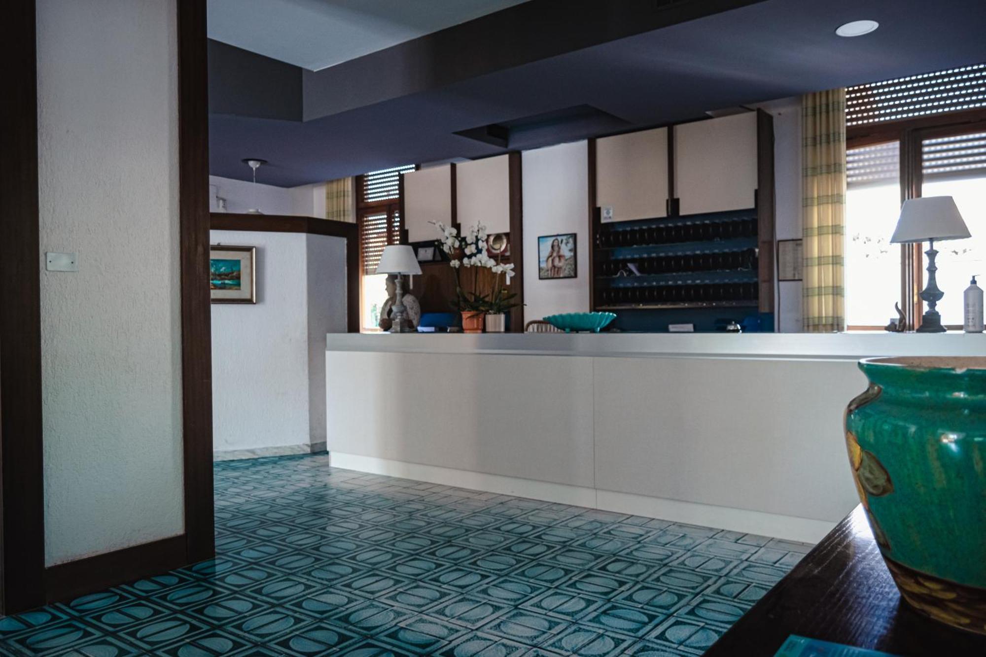 Hotel Mediterraneo Guardia Piemontese Terme Εξωτερικό φωτογραφία